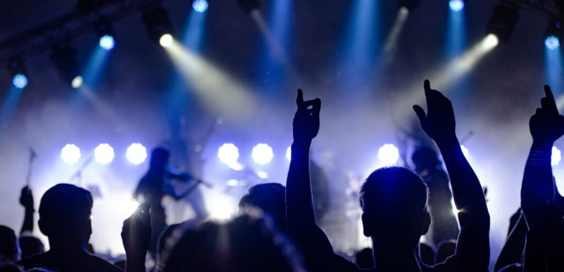 pexels-wolfgang-1002140-2747449